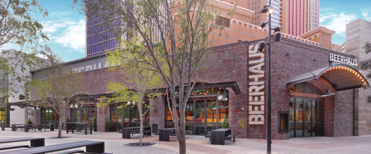 Beerhaus - Vegas Strip - Fun sporty and perfect space for social and meeting friends